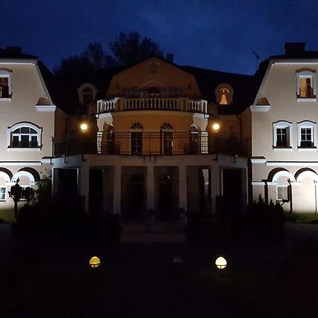 Hotel Regius Οπόλε Εξωτερικό φωτογραφία