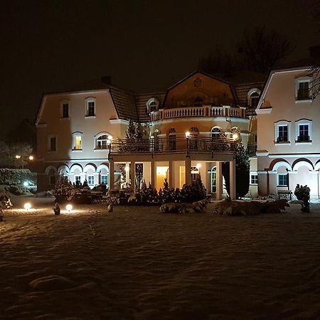 Hotel Regius Οπόλε Εξωτερικό φωτογραφία