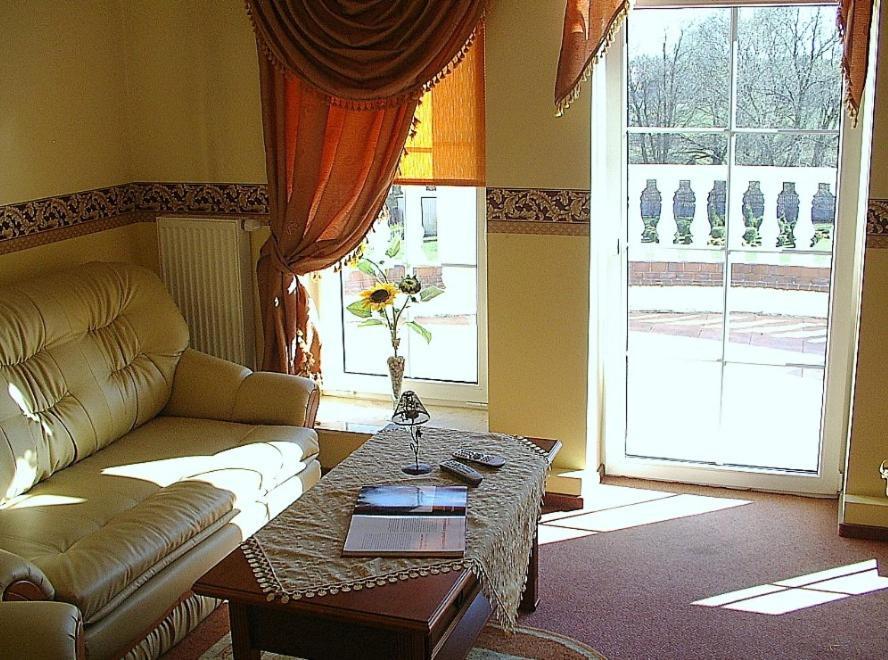Hotel Regius Οπόλε Δωμάτιο φωτογραφία