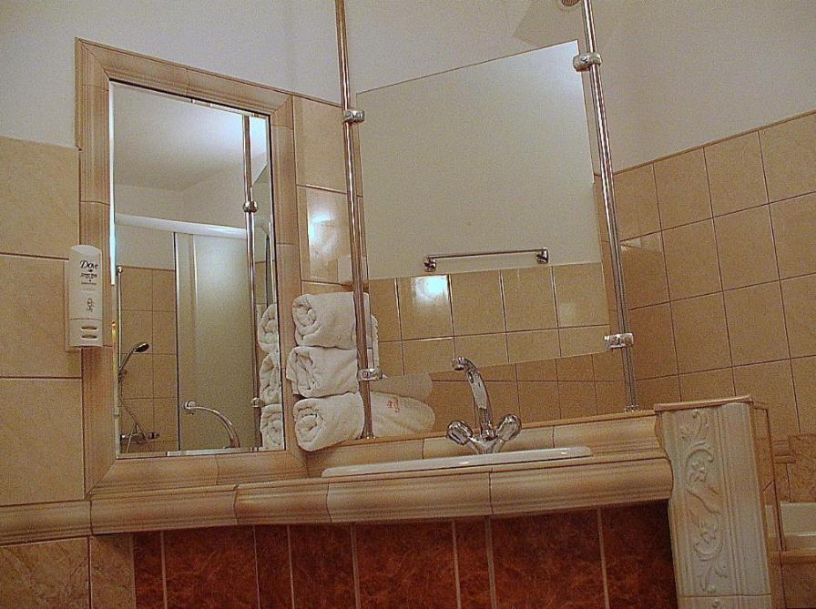 Hotel Regius Οπόλε Δωμάτιο φωτογραφία