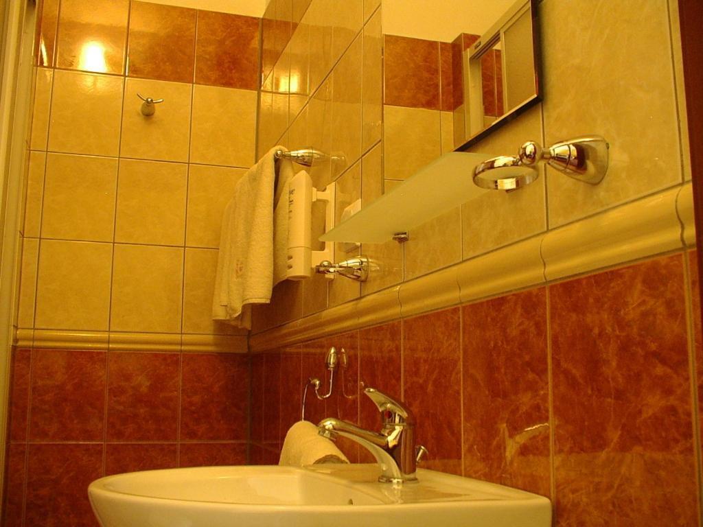 Hotel Regius Οπόλε Δωμάτιο φωτογραφία