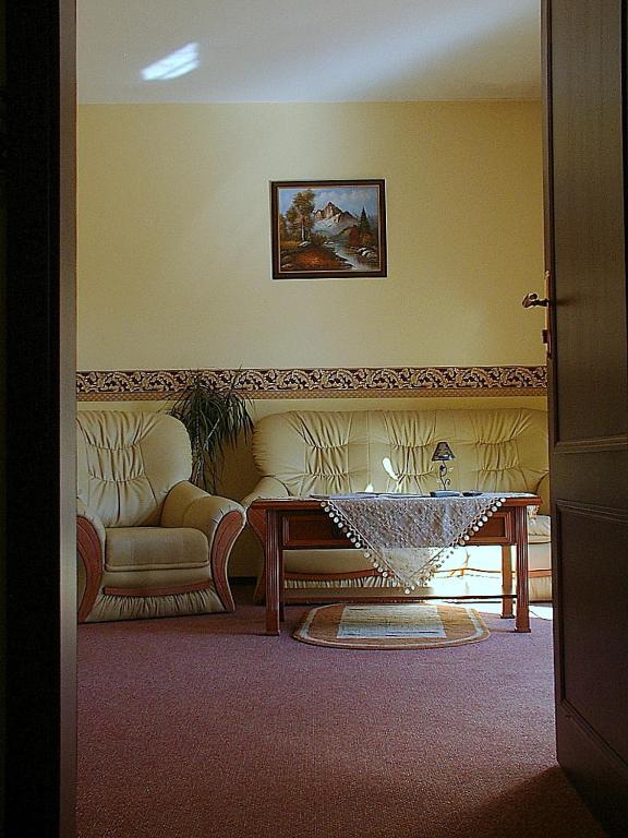 Hotel Regius Οπόλε Εξωτερικό φωτογραφία